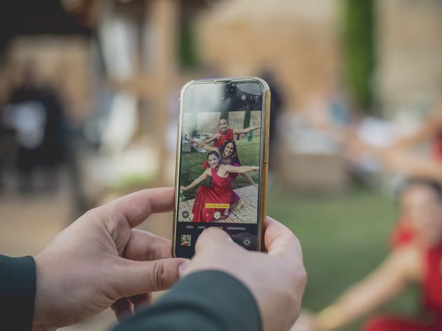 La boda de Jesús y Jennifer en Berlanga De Duero, Soria 18