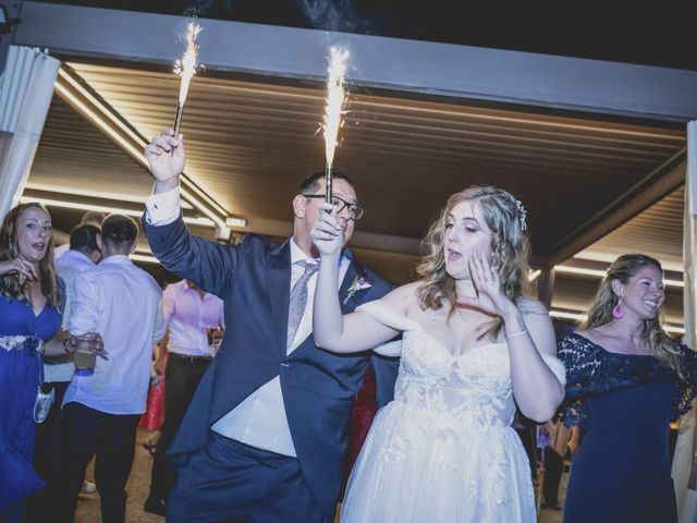 La boda de Jesús y Jennifer en Berlanga De Duero, Soria 23