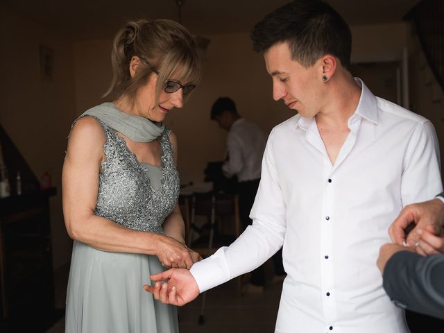 La boda de Edgar y Xènia en La Vall De Bianya, Girona 7