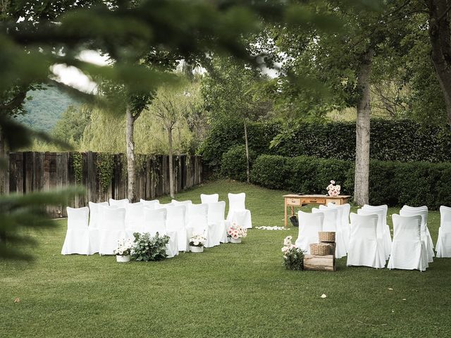 La boda de Edgar y Xènia en La Vall De Bianya, Girona 28