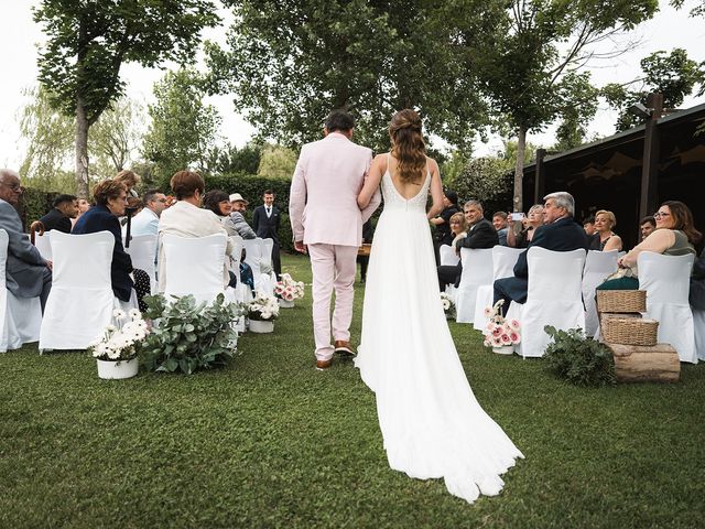 La boda de Edgar y Xènia en La Vall De Bianya, Girona 42