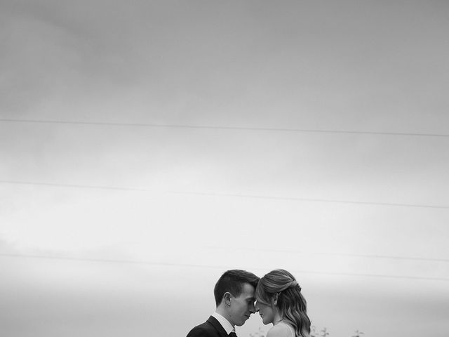 La boda de Edgar y Xènia en La Vall De Bianya, Girona 2