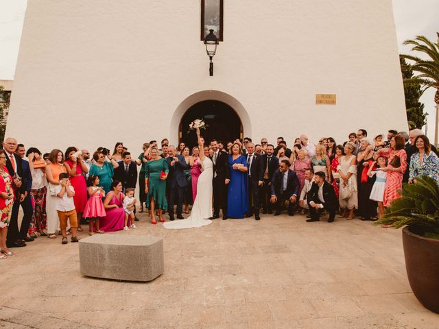 La boda de Carlos y Mar en Santa Eularia Des Riu, Islas Baleares 17