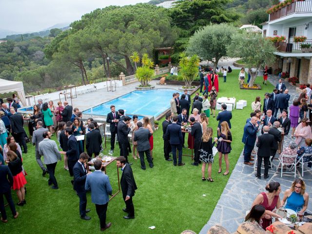 La boda de Adriá y Verónica en Sant Cebria De Vallalta, Barcelona 35