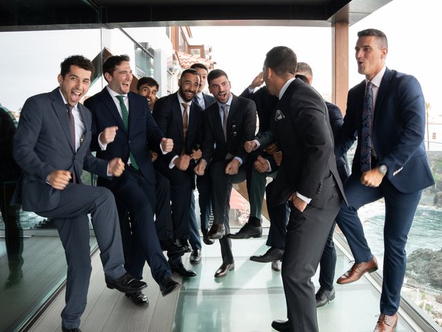 La boda de Pablo y Paula en Santa Cruz De Tenerife, Santa Cruz de Tenerife 32