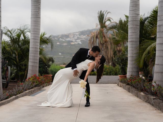 La boda de Pablo y Paula en Santa Cruz De Tenerife, Santa Cruz de Tenerife 76