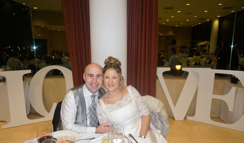 La boda de Xabier  y Jasone  en Santurtzi, Vizcaya