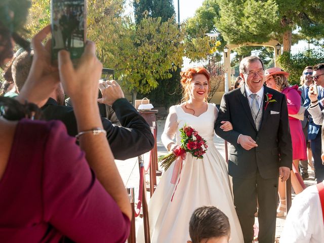 La boda de Cristian y Silvia en L&apos; Alcora, Castellón 42