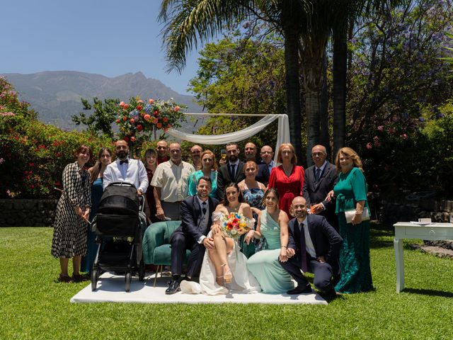 La boda de Adrián y Natacha en Santa Cruz De Tenerife, Santa Cruz de Tenerife 52