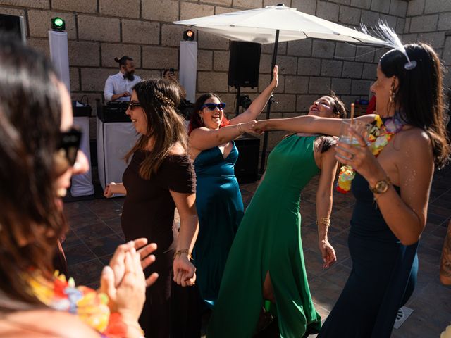 La boda de Adrián y Natacha en Santa Cruz De Tenerife, Santa Cruz de Tenerife 67