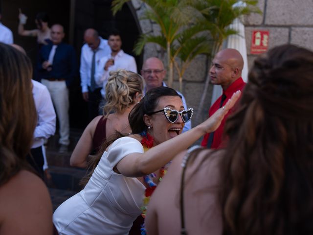 La boda de Adrián y Natacha en Santa Cruz De Tenerife, Santa Cruz de Tenerife 70