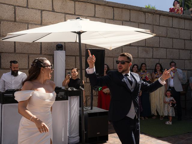 La boda de Adrián y Natacha en Santa Cruz De Tenerife, Santa Cruz de Tenerife 73