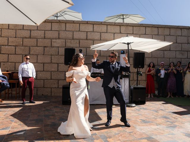 La boda de Adrián y Natacha en Santa Cruz De Tenerife, Santa Cruz de Tenerife 77