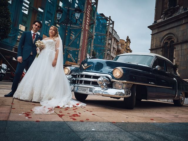 La boda de Arcadio y Angy en Oviedo, Asturias 1