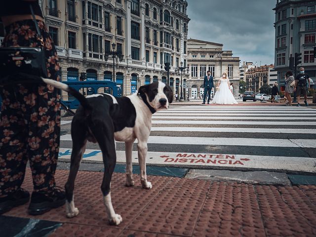 La boda de Arcadio y Angy en Oviedo, Asturias 42