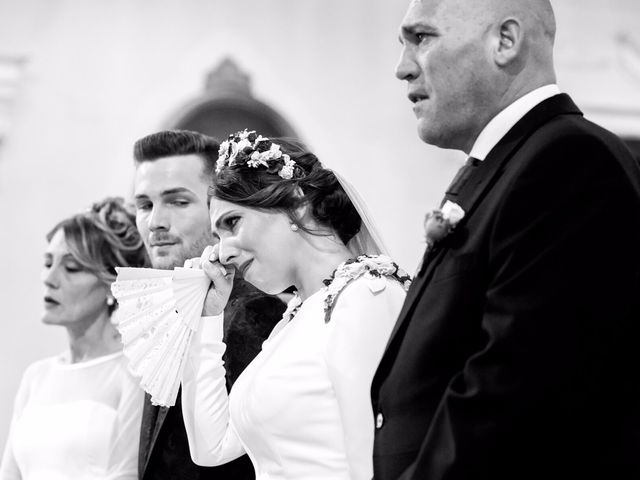 La boda de Emilio y Mari Carmen en La Carlota, Córdoba 17