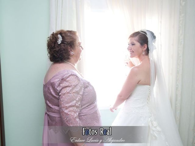 La boda de Alejandro y Lucía en San Fernando, Cádiz 27