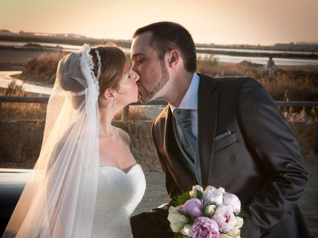 La boda de Alejandro y Lucía en San Fernando, Cádiz 36