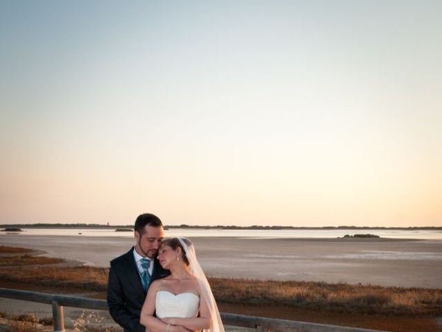 La boda de Alejandro y Lucía en San Fernando, Cádiz 37