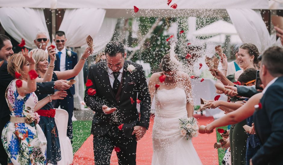 La boda de Maite y Gerard en Les Cases D'alcanar, Tarragona