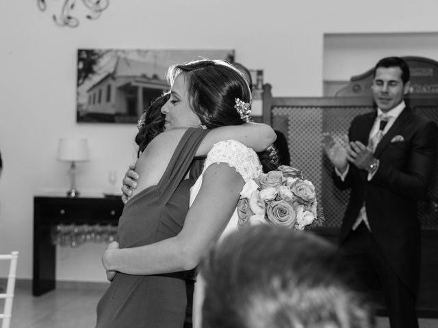 La boda de David y Sara en Villafranca De Los Barros, Badajoz 6