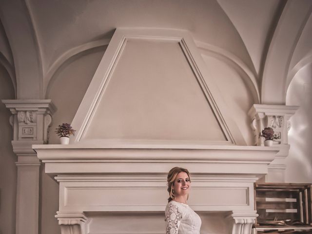 La boda de Juanma y Marta en Alcala De Guadaira, Sevilla 17