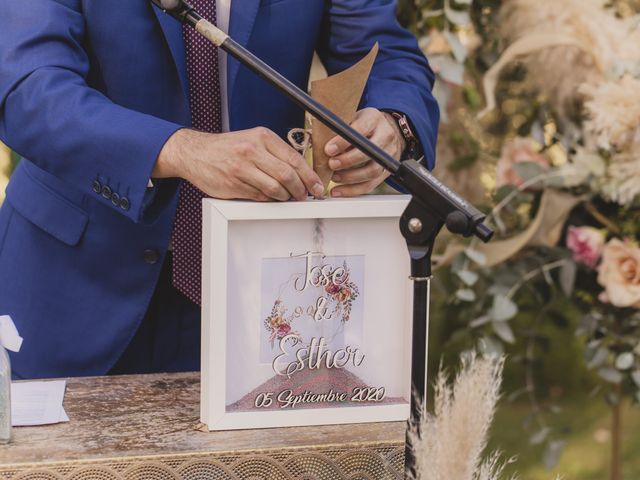 La boda de Jose y Esther en Jerez De La Frontera, Cádiz 81