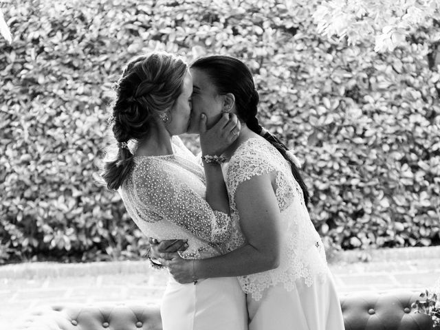 La boda de Marta y Nerea en L&apos; Atmella De Mar, Tarragona 15