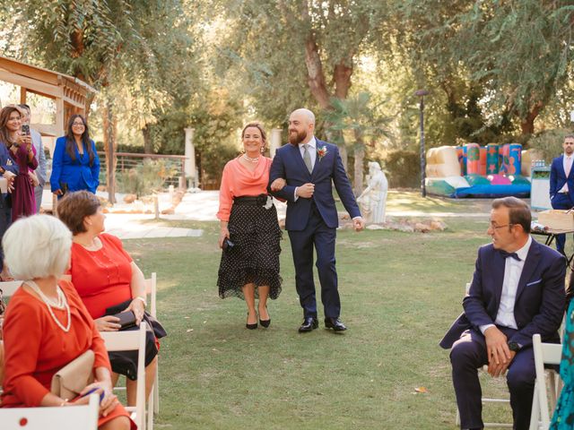 La boda de Peri y Marta en Arganda Del Rey, Madrid 32