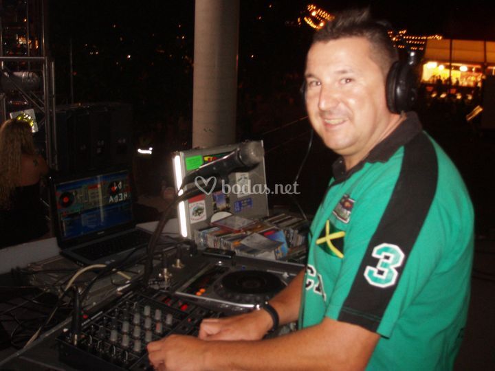 Disco Móvil DJ Cheda