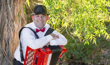 Goyo Esteban - Acordeonista