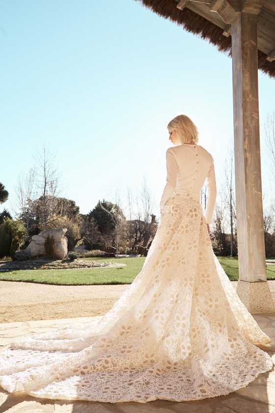 Falda Para Novia Y Top De Apparentia Bridal Foto 6