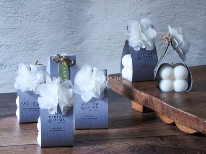 Santaló Candles