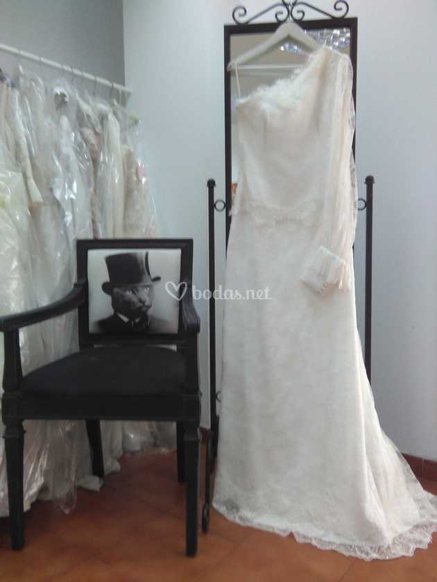 Vestido 1 Sola Manga De Bendita Luna Foto 31