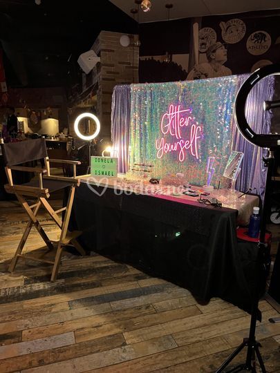 El Glitter Bar