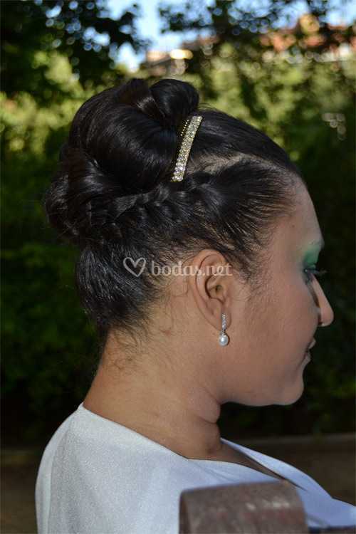 Recogido Bucles Y Trenza Raiz De Maquillajes Y Peinados Novia Foto 20