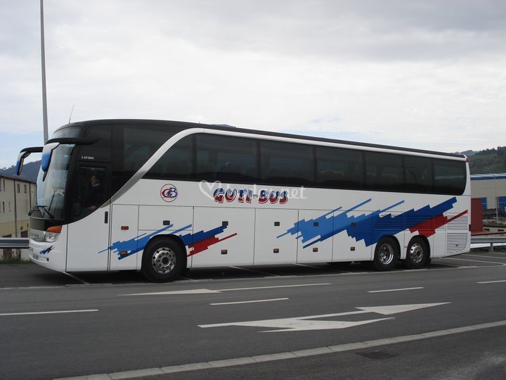 Guti-Bus Bidaiak