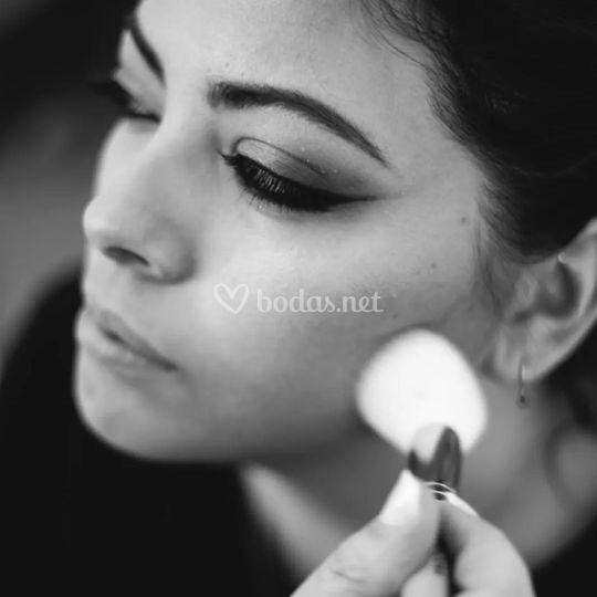 Laura By Beauty