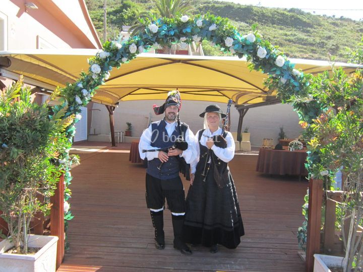Os Outros Feirantes
