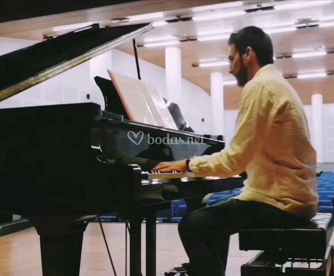 Manu Sampedro - Pianista