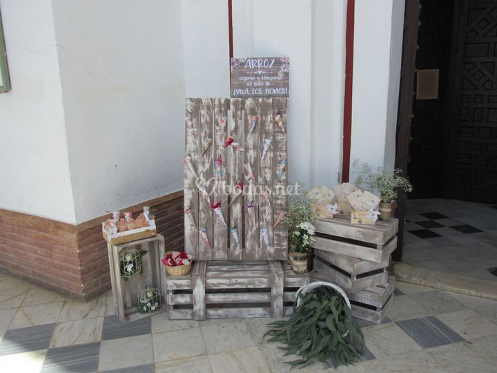 Decoración puerta iglesia 2