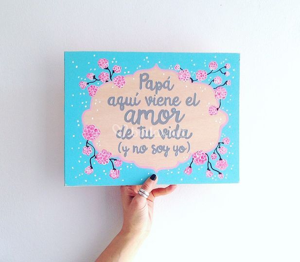Mimalcriada - Cartelería en madera