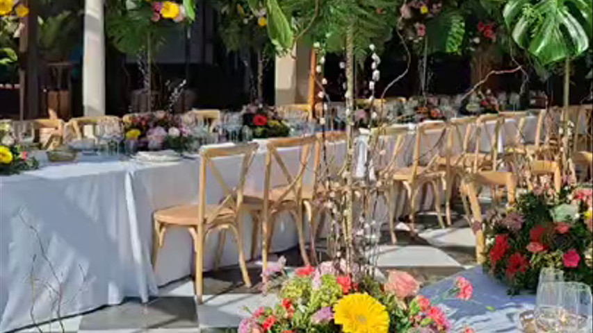 Hotel Roger de Flor by Seleqtta