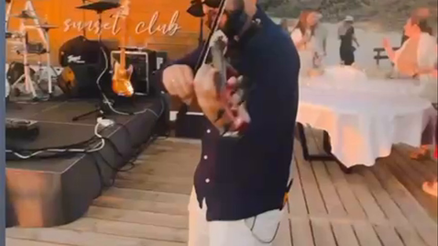 Chiringuito con violín