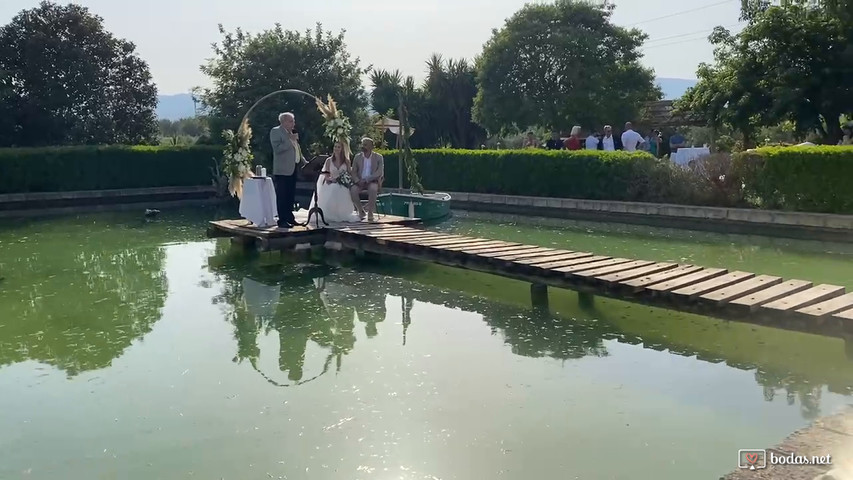 Ceremonia en el lago