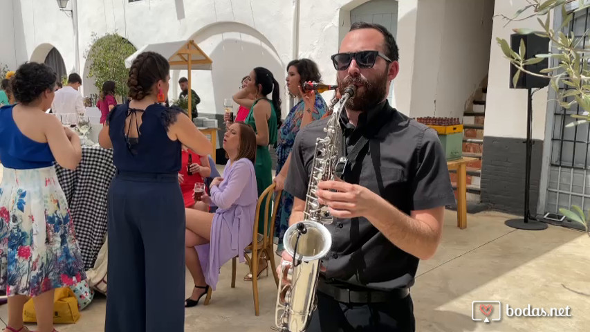 Cóctel saxo y violín