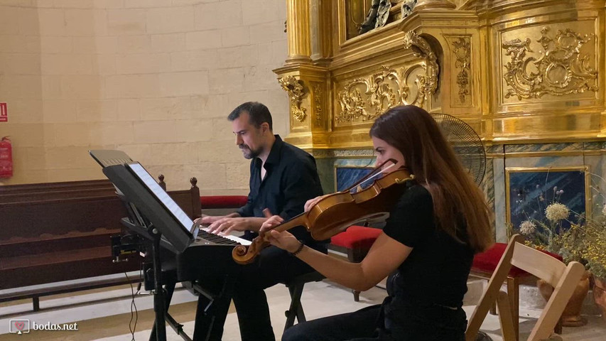Ceremonia en Jumilla, entrada de la novia 