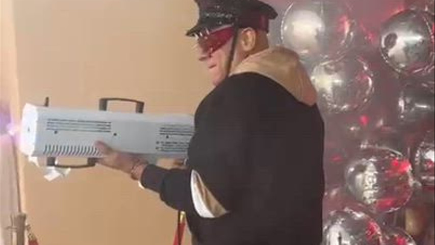  CUANDO EL DJ TAMBIÉN VIVE LA FIESTA