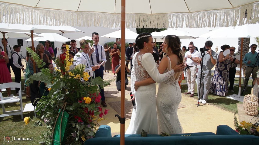 María & Marina