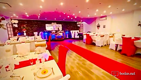 Boda en tonos rojo pasión